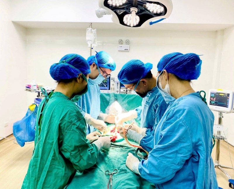 BẬT CHẾ ĐỘ BÁO ĐỘNG ĐỎ CẤP CỨU CHO THAI PHỤ VỠ TỬ CUNG