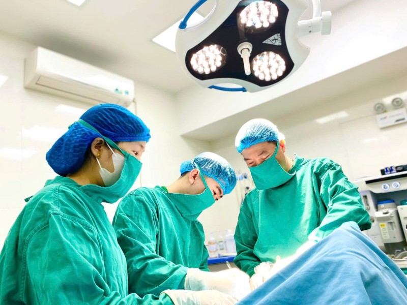 CẤP CỨU KHẨN CHO BỆNH NHÂN BỊ HỘI CHỨNG CHÈN ÉP KHOANG