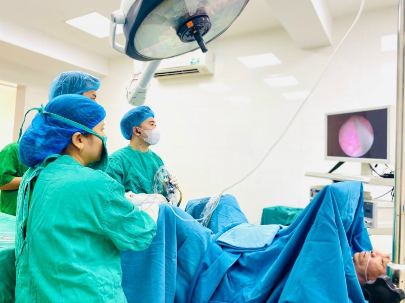 TÁN SỎI TIẾT NIỆU CÙNG CHUYÊN GIA ĐẦU NGÀNH CỦA BỆNH VIỆN ĐẠI HỌC Y HÀ NỘI