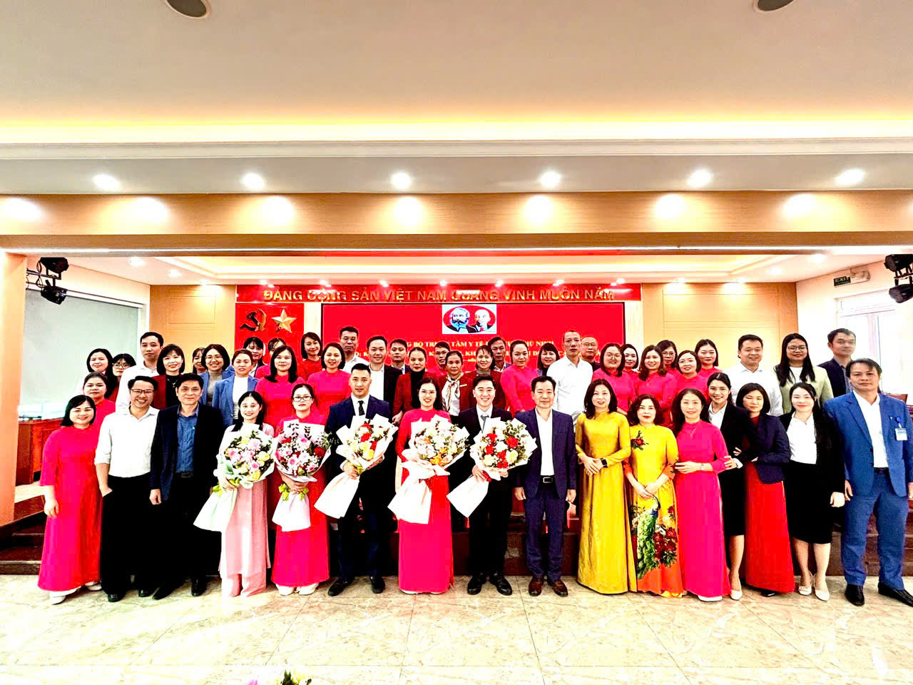 Kết nạp Đảng 2